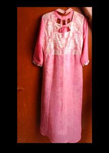 Elegant Pink Kurta Suit with Floral Design💕