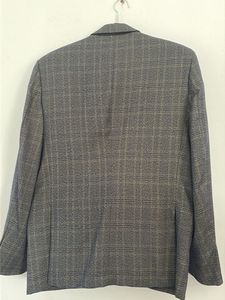 An Awesome Arrow Men's Checked Blazer