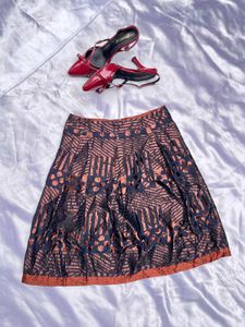 Chic Printed Midi Skirt & Red Heels
