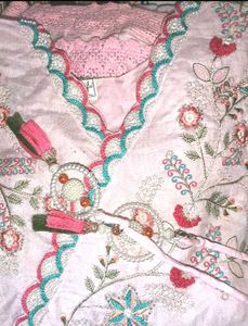 🌸Embroidered floral printed kurti 🌿