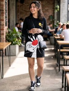 Looney Tunes Tweety & Sylvester Long Sleeve Top