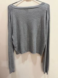 H&amp;M Divided Grey V-Neck Sweater (Size S)