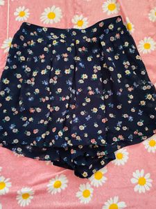 Cute Floral Navy Skirt Shorts