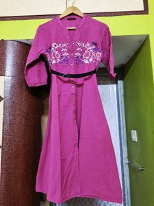 Embroidered Pink Kurta