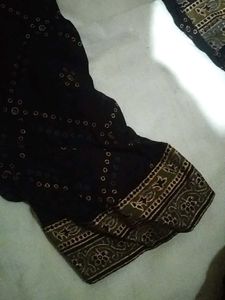 Elegant Black &amp; Gold Kurta