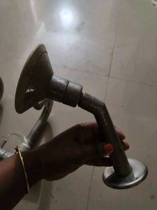 Mixer Tap with Shower Hose nd washbasin tab