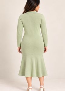 Elegant Green Ribbed Knit Midi Dress