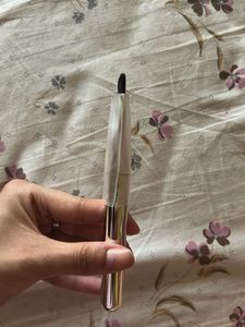 Flat Makeup Brush 🖌️
