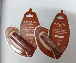 DOT & KEY Barrier Repair Hydrating Lip Balm