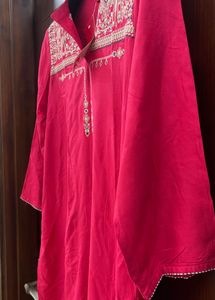 W and Shruti kurti