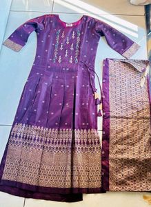 Elegant Purple Embroidered Kurta Set