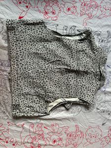 Sleeveless Leopard Print Moto Jacket