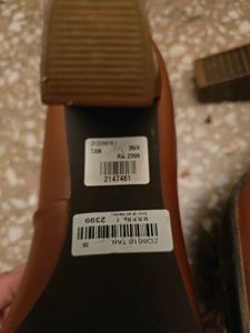 nwt Brown Heels