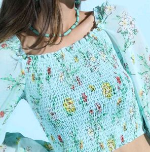 Tokyo Talkies Floral Smocked Crop Top