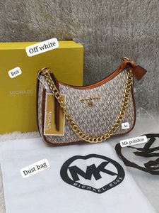Michael Kors Off White Shoulder Bag