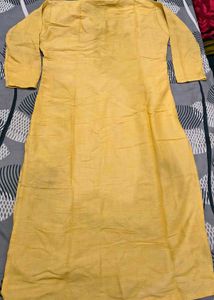 Elegant Yellow Embroidered Kurta