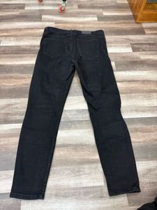 Zara High-Waisted Jeans