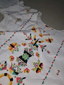 White Embroidered Kurta