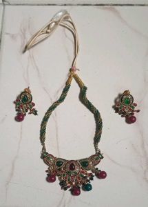 Elegant Indian Necklace and Earring Set
