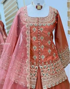 Elegant Embroidered Lehenga Choli Set