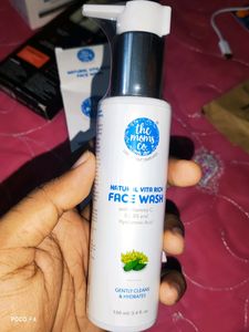 The Moms Co. Face Wash