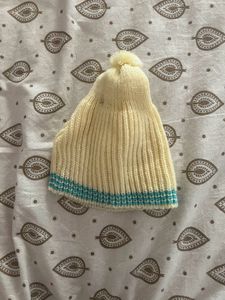 Woollen Socks N Sweater For Infant