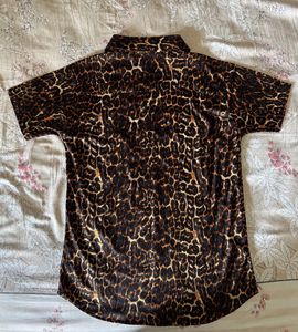 Stylish Leopard Print Short Sleeve Shirt
