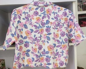 Floral Print Button-Up Crop shirt