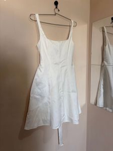 Elegant White Mini Dress