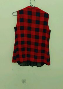 Red &amp; Black Plaid Sleeveless Shrug Top