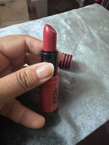 Nykaa So Creme Creamy Matte Lipstick