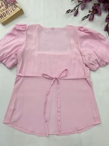 Chic Pink balloon Sleeve Top. Please all pictures