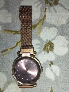 Fastrack Women's Analog Watch