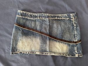 Edgy Denim Mini Skirt with Zipper Detail