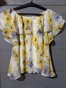 Floral Ruffle Off-Shoulder Top
