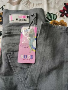 Gray High-Waisted Jeans Waist 25 Length30 Not Used