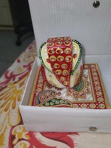 Marble Ganesha With Chauki