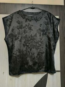 Elegant Black Jacquard Sleeveless Top