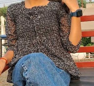 Chic Smocked Floral Print Top