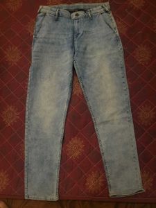 Stylish Light Wash Denim Jeans