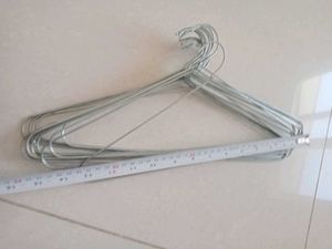 Lot of 20 Metal Hangers