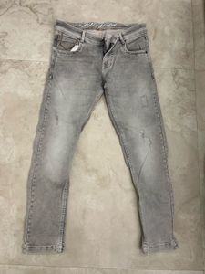 Men's Grey Distressed Jeans
