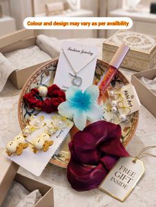 Beautiful hamper for women
