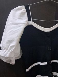 Chic Black &amp; White Puff Sleeve Top