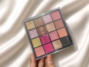 Mars Eyeshadow Palette