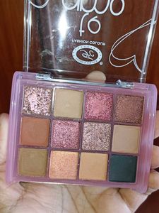 Fashion Colour "te amo" Eyeshadow Palette