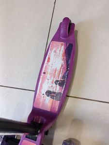 Purple 3-Wheel Scooter with Light-Up Wheels