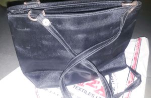 New Slingbag In Black