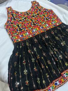 Embroidered Ethnic Navratri kurta
