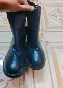 (Adorly)Stylish Black Croc Ankle Boots